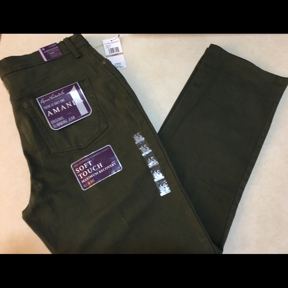 NWT Gloria Vanderbilt Dark Moss Jeans 12 Short